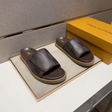 Louis Vuitton Slippers